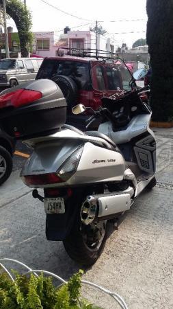 Honda Silver Wing -04