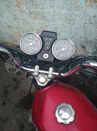 Moto en excelente condicion -14