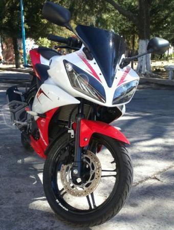 Yamaha r15 -14