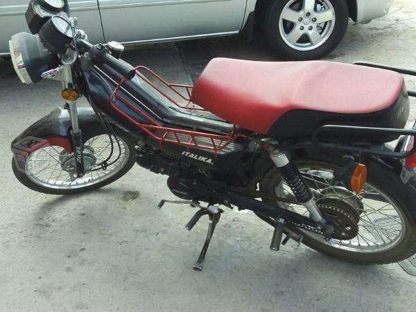 Moto italika st 90 unico dueño fac original