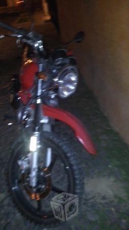 Moto yamaha 125 -12