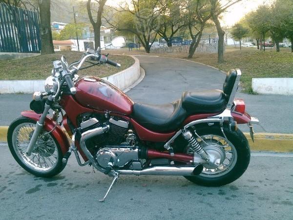 Suzuki intruder -01