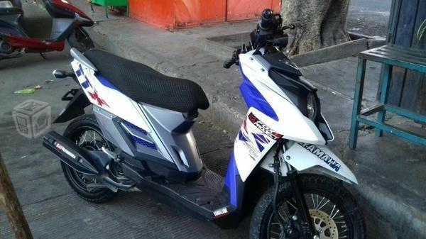 Vendo preciosa scooter yamaha ttx -15