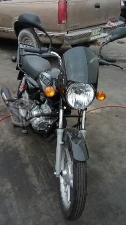 Moto bajaj bm150 -15