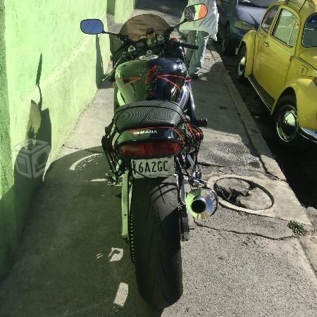 Moto r6 cuidada -99