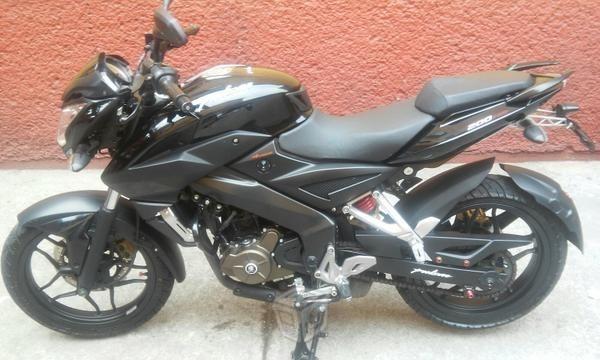 Pulsar ns 200 vendo o cambio x carro -15