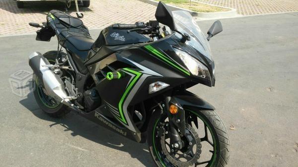 Kawasaki ninja 300 r3 -14