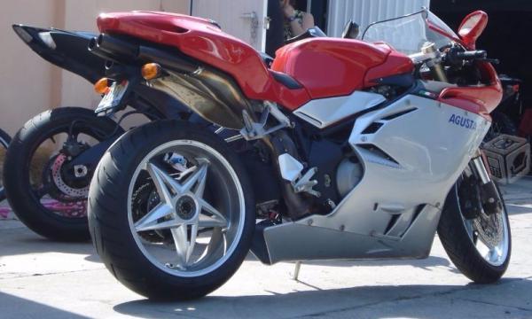 Mv agusta f4 1000 r mod -07