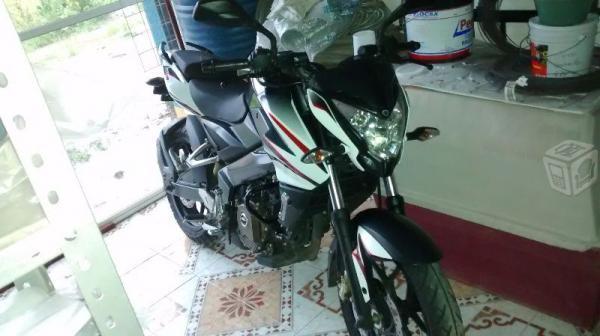 Moto pulsar 200 ns -14