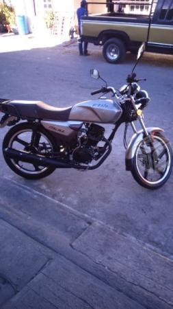 Bonita moto italika ft125 clasica -13