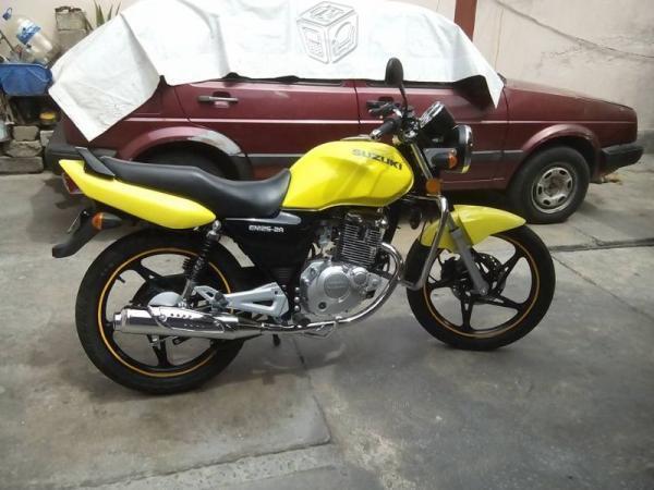 Suzuki EN125 -15