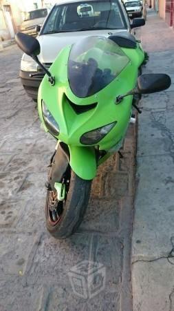 Kawasaki Zx-10r en perfecto estado jalando al 100 -07