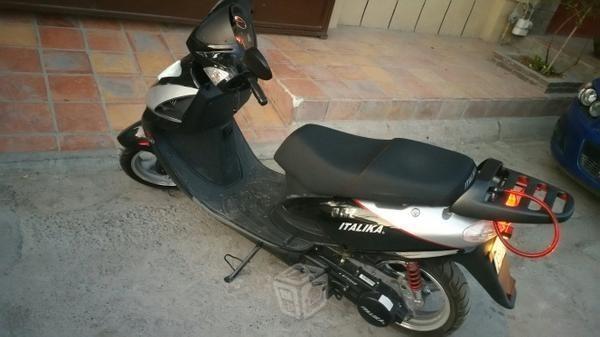 Moto italika 150cc -16