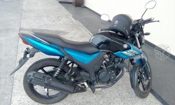 En venta moto yamaha -16