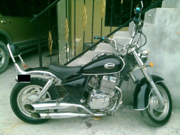 Moto Dinamo Custom 250cc -03