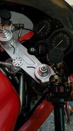 Ducati supersport 900cc -01