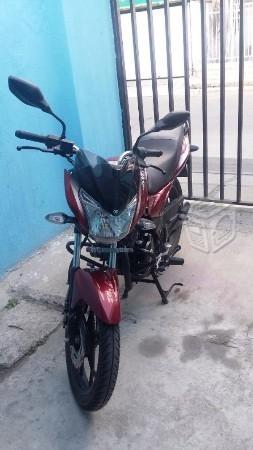 Bajaj Discover 150 modelo equipada -16