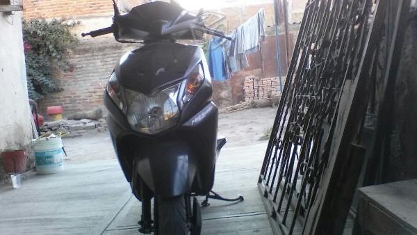 Honda dio se va excelente -14