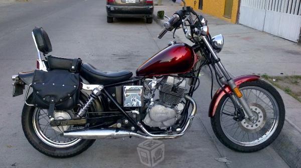 Honda rebel en buenas condiciones -86