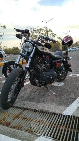 Hermosa Harley Davidson S-1200 -07