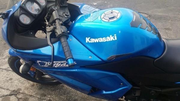 Kawasaki ninja r 250cc