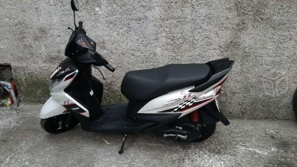 MOTO YAMAHA 115cc -14