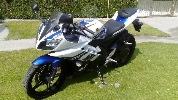 YZF R15 Yamaha -15