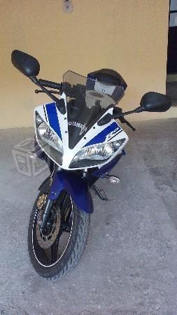 Yamaha Yzf R15 -15