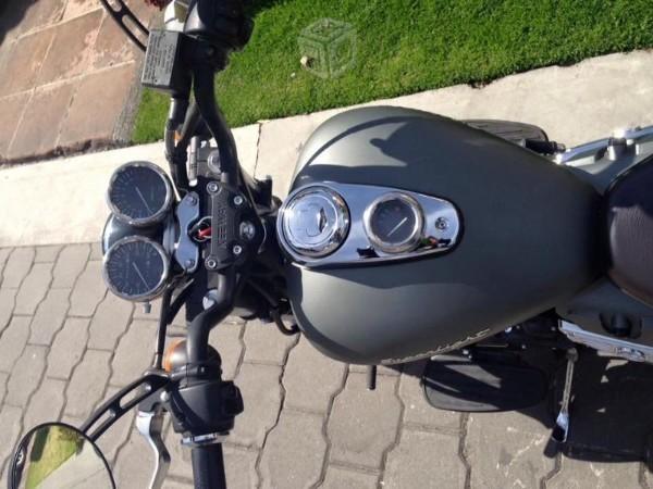 Motocicleta keeway superlight 200, Modelo -15