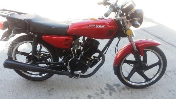 Motocicleta estandar -12