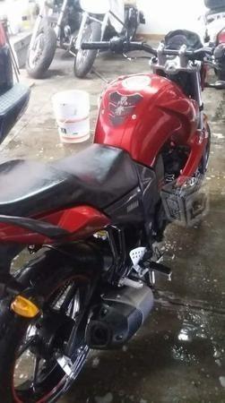 Se vende como nueva fz 5mil km