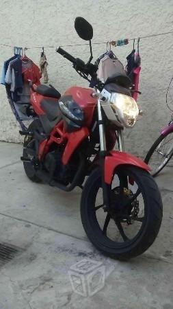 Vento casi nueva 200cc -15