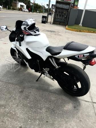 Honda CBR600RR -09