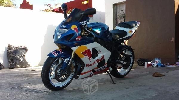 Impecable suzuki gsx-r 750, de pista, a tratar -04