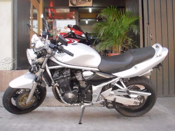 Hermosa suzuki bandit 1200 original -03