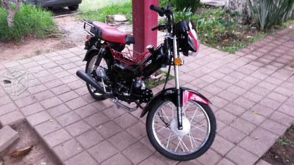 Motocicleta Italika ST90 -14