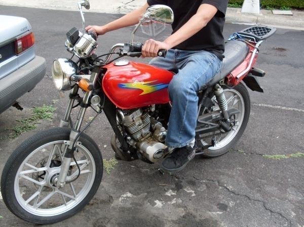 Motocicleta geely de 150 cc. y bonita -02