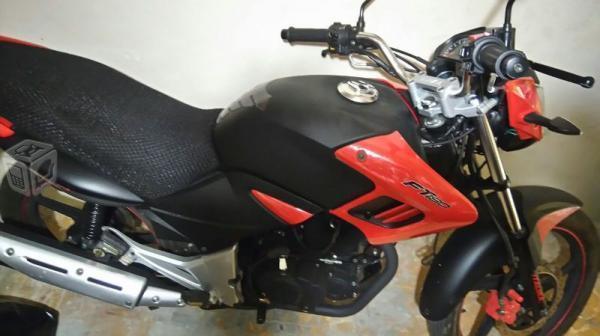 Moto modelo Italika ft180 negro con rojo -14