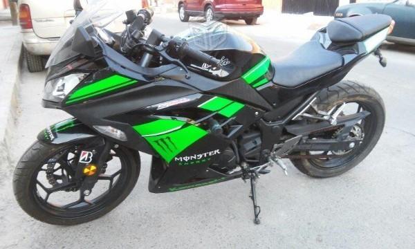 Kawasaki Ninja 300 excelente -13