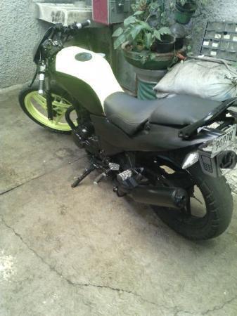 Motocicleta rt 200 -09