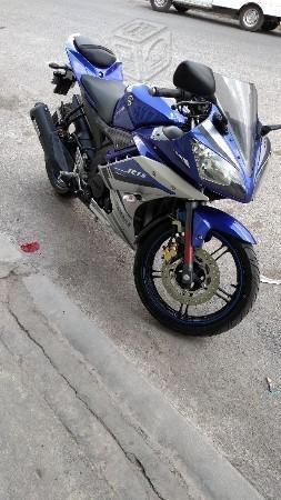 Yamaha R15