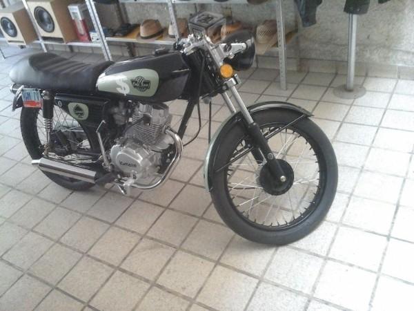 Version cafe racer edicion clasica -15