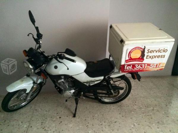 Ybr 125 con cajon repartidor -12