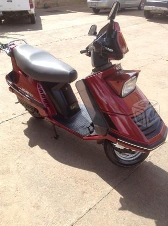 Honda élite 150cc -86