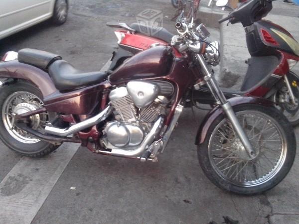 Honda shadow emplacada -92