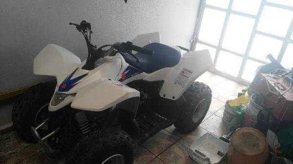 Bonita cuatrimoto 90cc -09