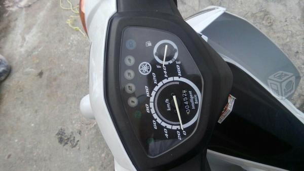 Vendo moto yamaha -15