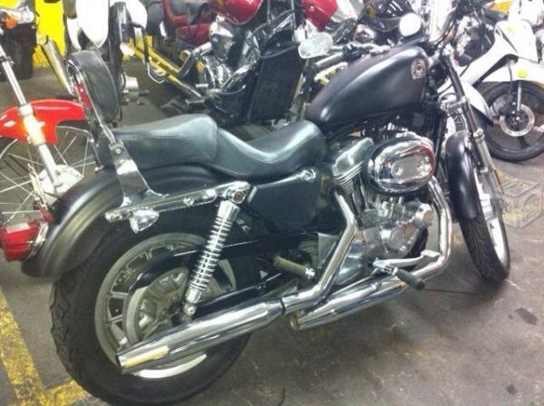 Harley Davidson Sportster 883 -04