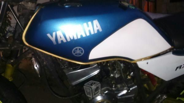 Moto yamaha motor 135 dos tiempos