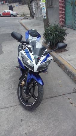 Yamaha Yzf R15 -15